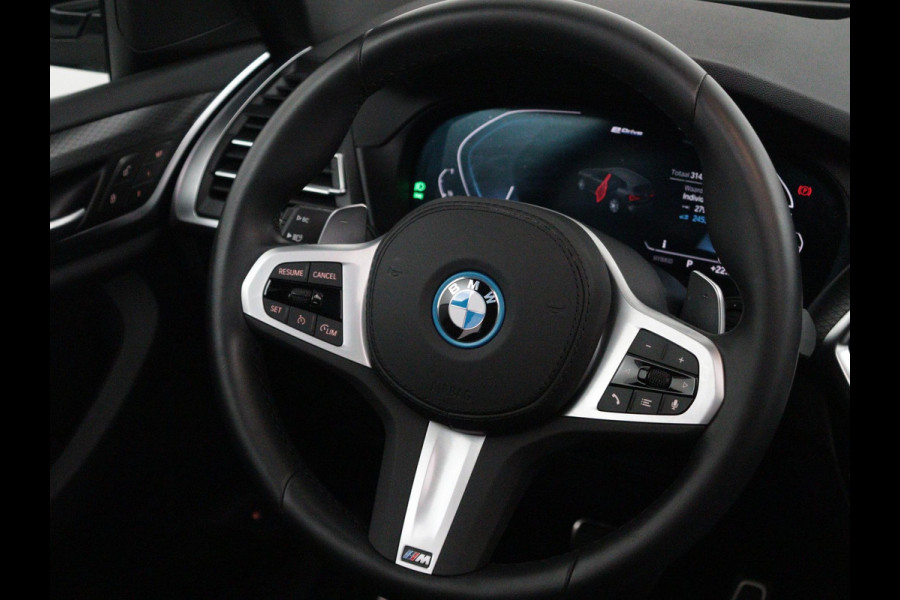 BMW X3 xDrive30e M-Sport High Executive | Panorama | Trekhaak | HUD |