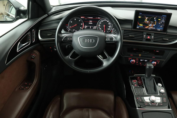 Audi A6 2.0 TDI quattro Premium Edition | Leder | Trekhaak | Carplay | Bose | Stoelverwarming | Navigatie | Xenon | Camera | Climate control