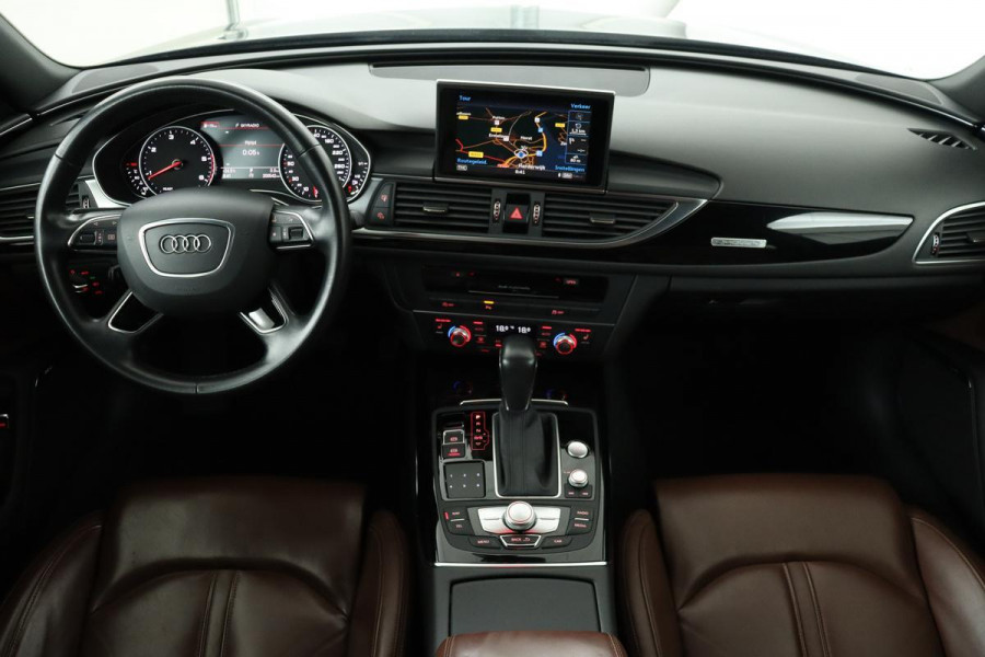 Audi A6 2.0 TDI quattro Premium Edition | Leder | Trekhaak | Carplay | Bose | Stoelverwarming | Navigatie | Xenon | Camera | Climate control