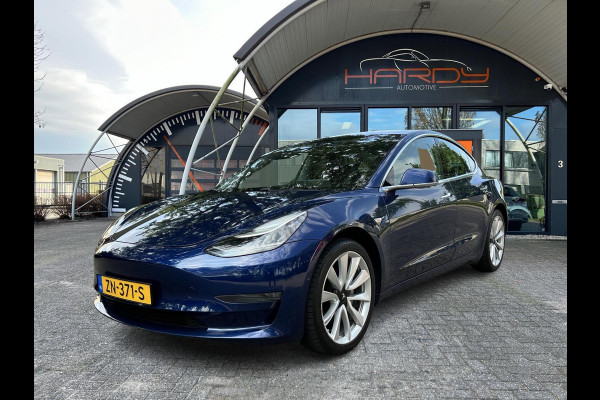 Tesla Model 3 Long Range AWD 75 kWh Trekhaak 87% SOH Certificaat