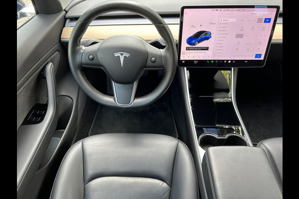 Tesla Model 3 Long Range AWD 75 kWh Trekhaak 87% SOH Certificaat