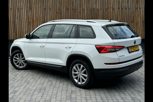 Škoda Kodiaq 1.5 TSI Business Edition DSG 7-persoons | LED | Half leer | Canton Audio | Keyless entry & start | Achteruitrijcamera | Parkeers