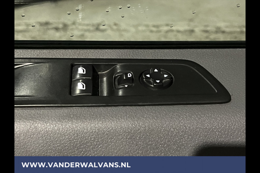 Opel Vivaro 2.0 CDTI 123pk L3H1 XL Euro6 Airco | 2500kg Trekhaak | Cruisecontrol Parkeersensoren