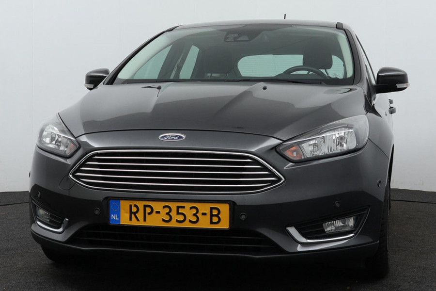 Ford Focus 1.0 Titanium (NAVIGATIE, CLIMA, PARKEERSENSOREN, 1e EIGENAAR)