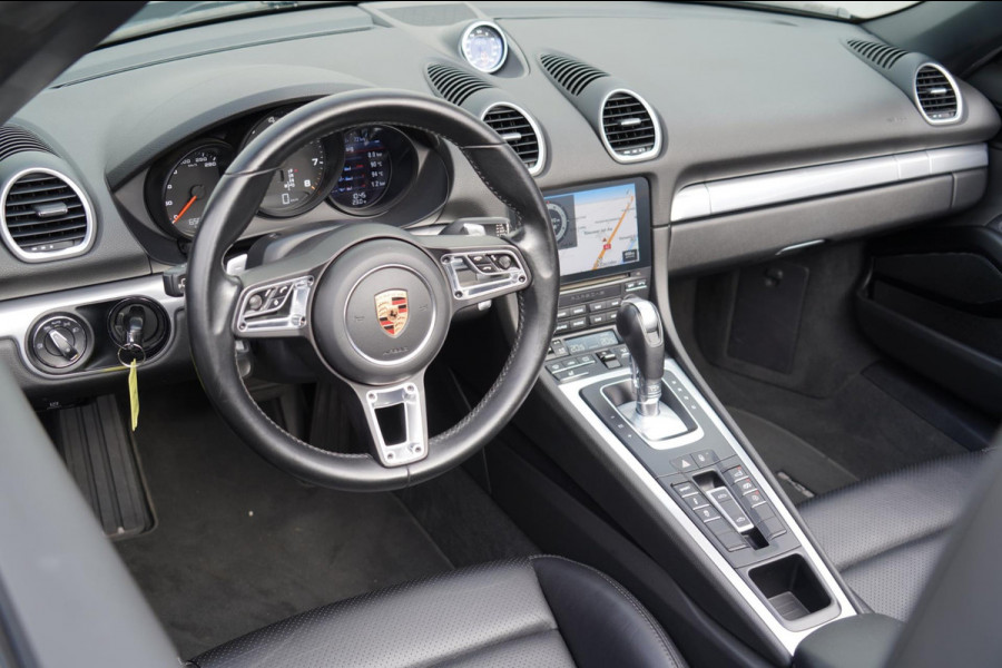 Porsche 718 Boxster 2.0 300pk / Sport Chrono / Sportuitlaat / Led / Stuurverwarming / NL-Auto!