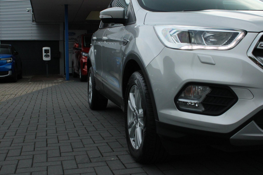 Ford Kuga 1.5 EcoBoost Titanium | 150pk | Winter pack | Elektrische wegklapbare Trekhaak |