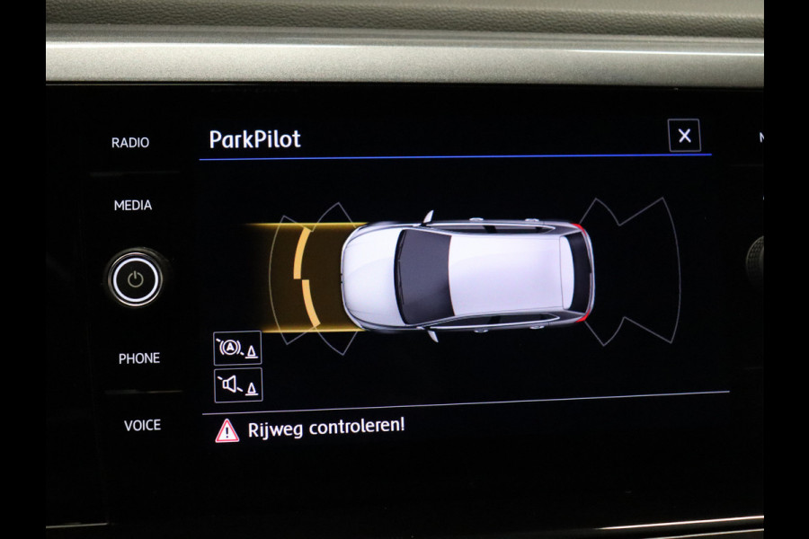 Volkswagen Polo 1.0 TSI R-Line Sport [3x R-LINE, DIGITAL DASHBOARD, APPLE CARPLAY, ANDROID, STOELVERWARMING, ADAPTIVE CRUISE CONTROL, CLIMATE, NIEUWSTAAT]