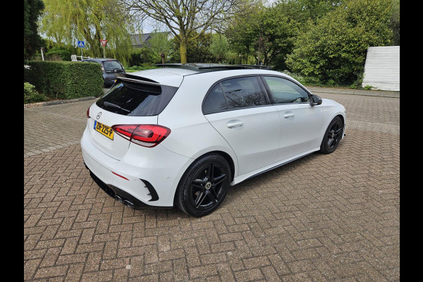 Mercedes-Benz A-Klasse 180 AMG Automaat Pano Camera Dealer onderhouden