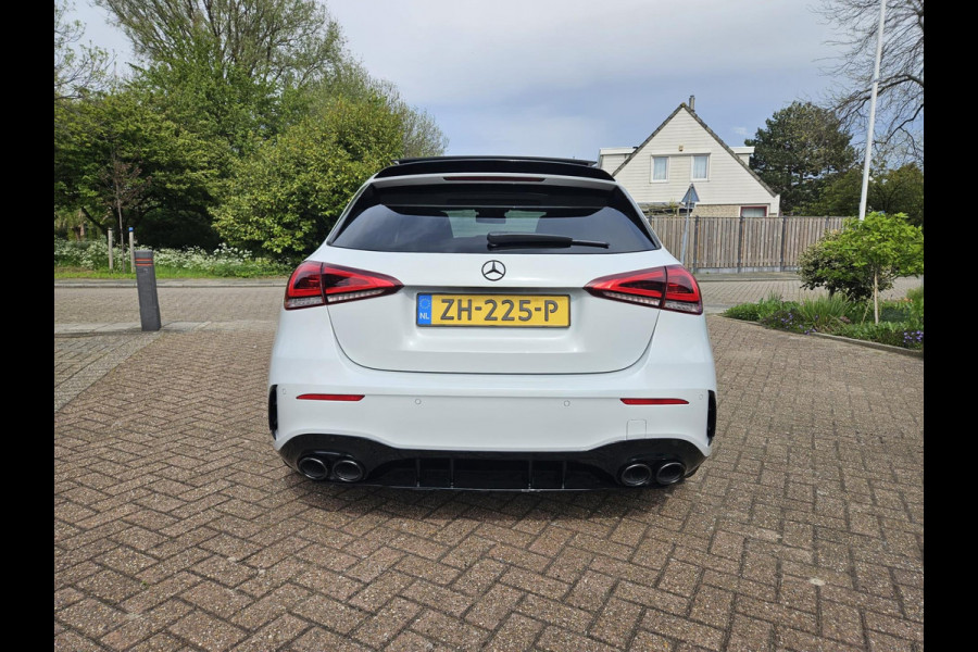 Mercedes-Benz A-Klasse 180 AMG Automaat Pano Camera Dealer onderhouden