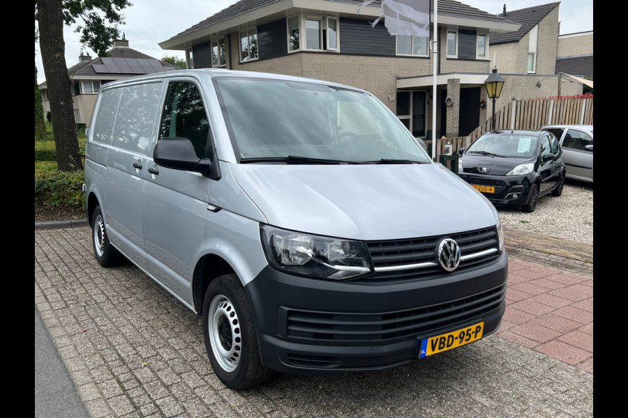 Volkswagen Transporter 2.0 TDI L1H1 Highline NL-AUTO-NAP.