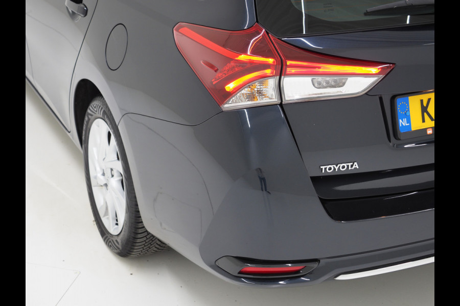 Toyota Auris Touring Sports 1.8 Hybrid Aspiration | Camera | Climate | Cruise | Navigatie