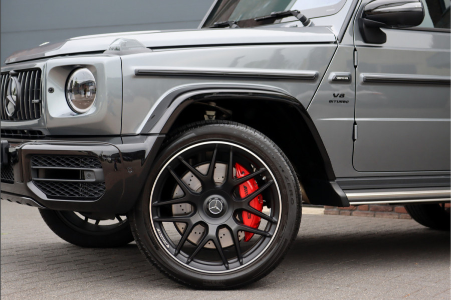 Mercedes-Benz G-Klasse AMG 63 V8 G-Manufaktur Aut9 | Grijs Kenteken | AMG Drivers Package | Distronic+ | Carbon | Massage | Nappa Leder | Trekhaak | Stoelventilatie | Energizing-pakket | Schuifdak | Techniekpakket |