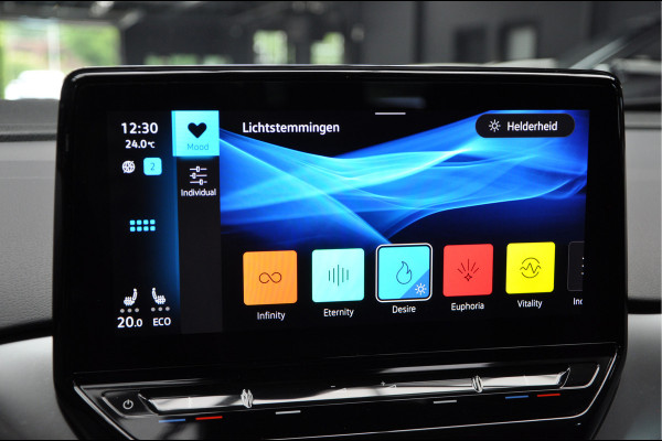 Volkswagen ID.4 Navi ACC Camera Warmtepomp PDC Stuurverwarm. Carplay 19" LM velgen Climate voor & achter Interieur voorverwarming & koeling SEPP Subsidie!!