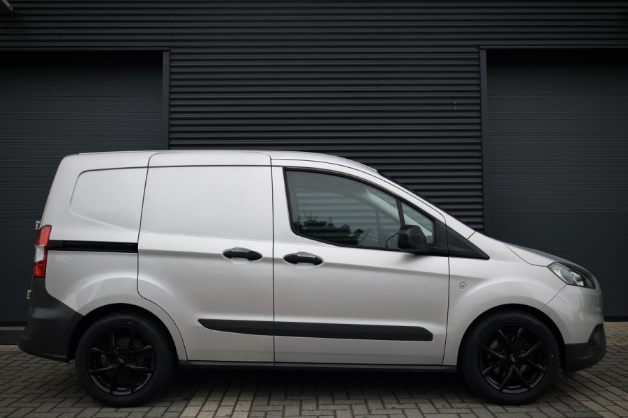 Ford Transit Courier 1.0 Ecoboost 100PK | Cruise control | Stoelverwarming | Trekhaak | Bluetooth | Airco | MF Stuur | Schuifdeur | Dealer onderhouden | Nieuwe APK | Onderhoudsbeurt