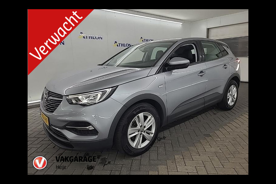 Opel Grandland X 1.2 Turbo Edition 130PK | Parkeersensoren | 17 Inch | NL-Auto |