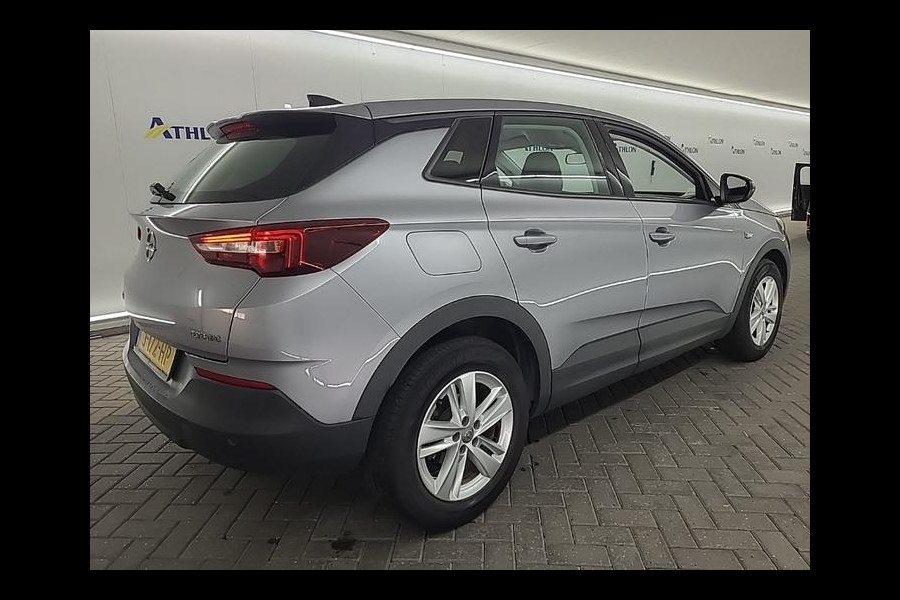 Opel Grandland X 1.2 Turbo Edition 130PK | Parkeersensoren | 17 Inch | NL-Auto |