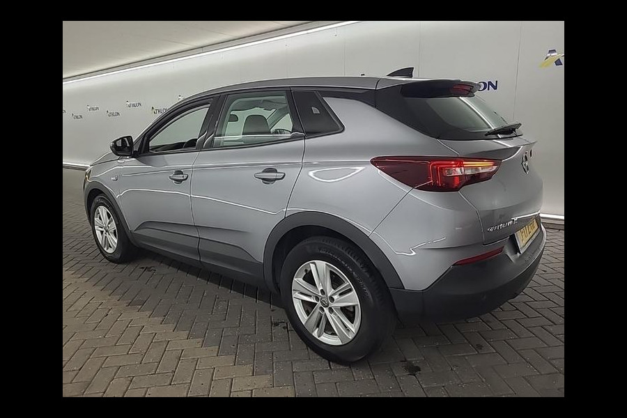 Opel Grandland X 1.2 Turbo Edition 130PK | Parkeersensoren | 17 Inch | NL-Auto |