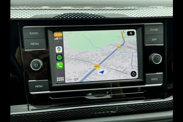 Volkswagen Taigo 1.0 TSI Life Carplay Pdc voor en achter Led Lane assist Clima Adaptive cruise