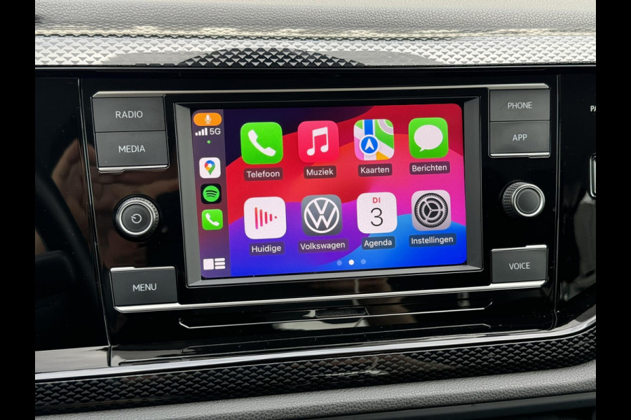 Volkswagen Taigo 1.0 TSI Life Carplay Pdc voor en achter Led Lane assist Clima Adaptive cruise