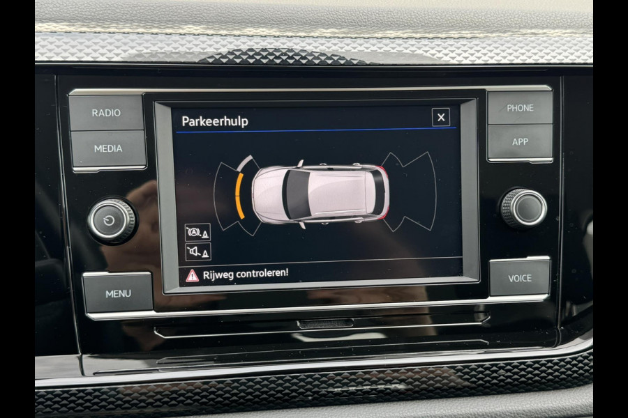 Volkswagen Taigo 1.0 TSI Life Carplay Pdc voor en achter Led Lane assist Clima Adaptive cruise