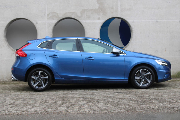 Volvo V40 2.0 D3 Business Sport | NAVIGATIE |