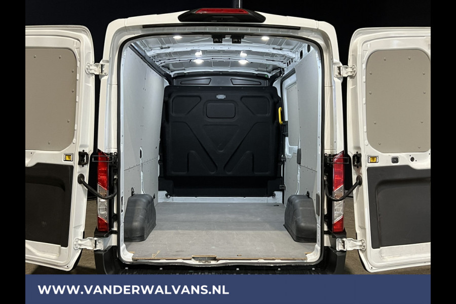 Ford Transit 2.0 TDCI L2H2 Euro6 Airco | Camera | LED | Cruisecontrol | Parkeersensoren, Bijrijdersbank, verwarmde voorruit