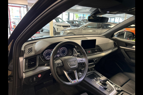 Audi Q5 55 TFSI e quattro S-line / Panorama-dak / leder-alcantara / Led-matrix