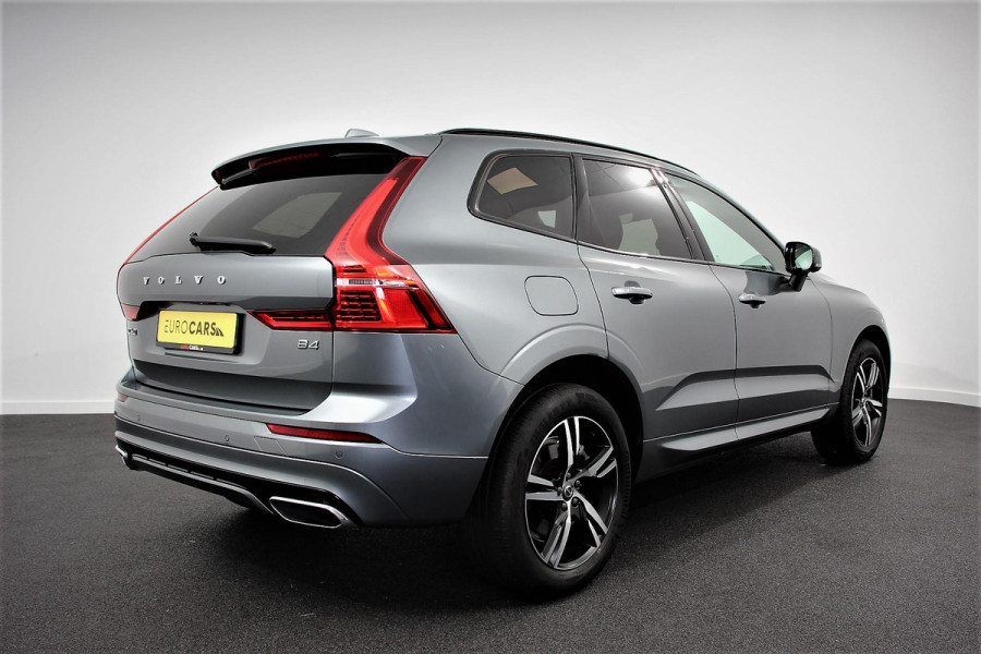 Volvo XC60 2.0 B4 R-Design | Navigatie | Harman Kardon | Camera 360 | Electrisch bedienbare achterklep | Electrische stoelverstelling met memory | Climate Control |