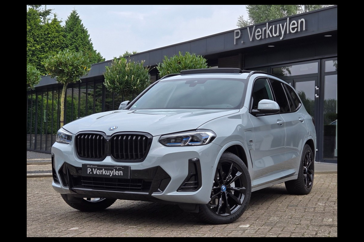 BMW X3 XDRIVE30E I M sport I Laser I Panorama I Leder I Memory stoelen