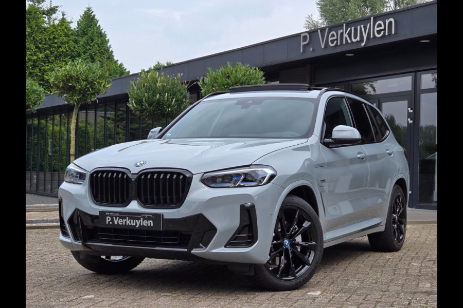 BMW X3 XDRIVE30E I M sport I Laser I Panorama I Leder I Memory stoelen