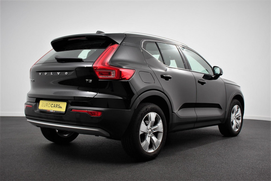 Volvo XC40 1.5 T3 163pk Momentum | Navigatie | Climate Control | Stoelverwarming | Dab | digitale Cockpit