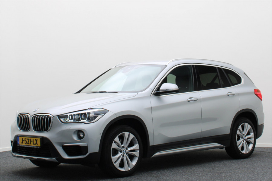 BMW X1 sDrive18i High Executive Automaat Leer, LED, Navigatie, Camera, Climate, Cruise, Stoelverw., 18"