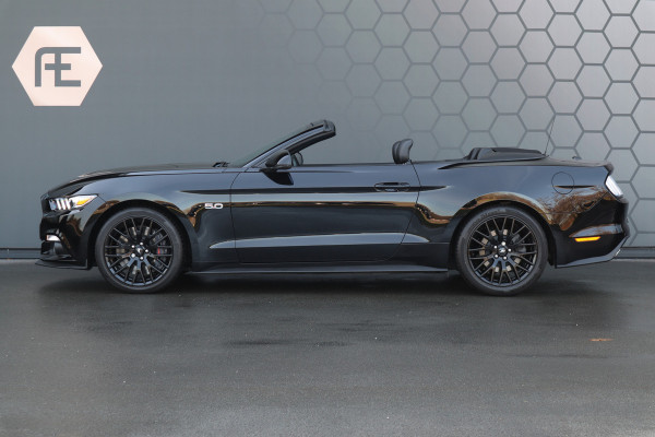 Ford Mustang Convertible 5.0 V8 GT | STOELKOELING/VERWARMING | BLACK PACK | CAMERA | CRUISE CONTROL | XENON | DAB |