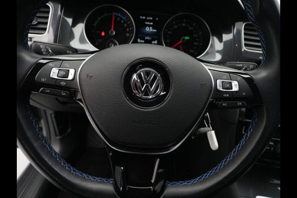 Volkswagen e-Golf E-DITION Navigatie Pdc Clima Acc 132