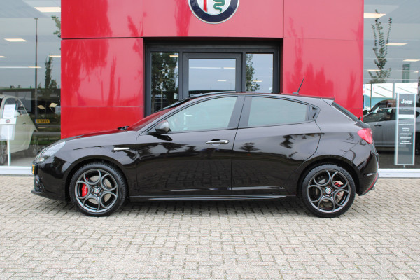 Alfa Romeo Giulietta 1.4 Turbo MultiAir Super Pack Veloce | 18" Velgen | Leren bekleding