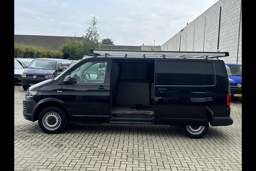 Volkswagen Transporter 2.0 TDI 102PK EURO6 L2H1 Trekhaak/3 zitplaatsen /pdc