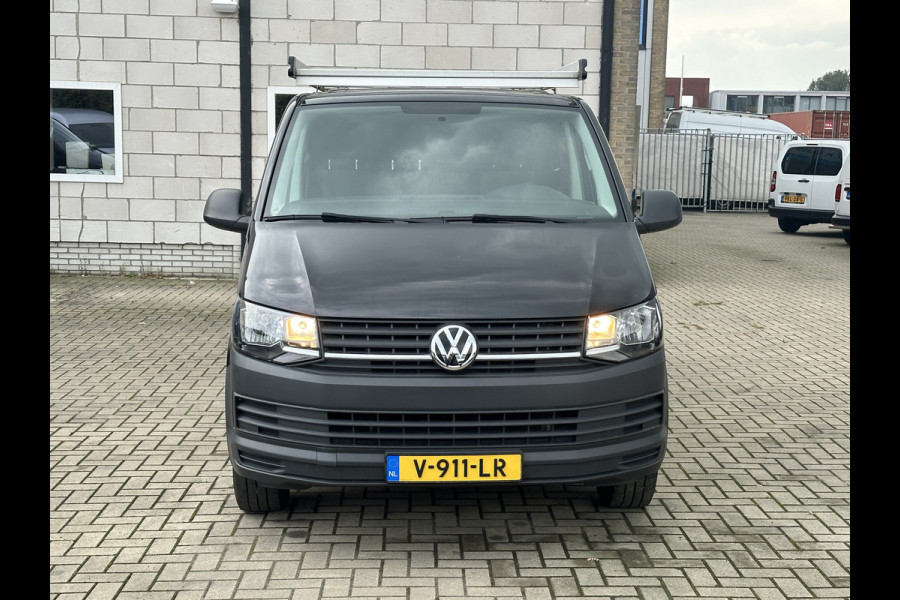 Volkswagen Transporter 2.0 TDI 102PK EURO6 L2H1 Trekhaak/3 zitplaatsen /pdc