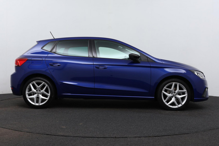 Seat Ibiza 1.0 TSI FR Business Intense Automaat(1e Eig, NL-auto, Dealer ondh, Carplay, Navi, Camera, Parkeersensoren V+A,Etc)