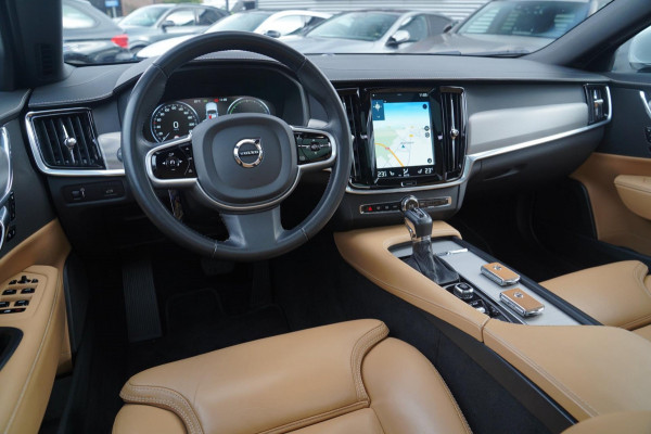 Volvo V90 2.0 T5 Inscription | Head up Display | Panorama | Apple Carplay | Lane Assist | Camera | 250 PK | 100% onderhouden | LED