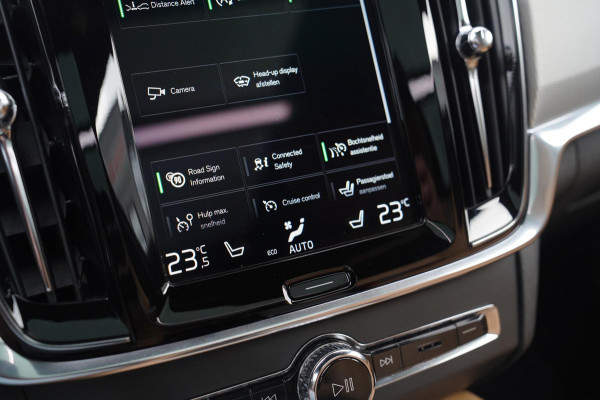 Volvo V90 2.0 T5 Inscription | Head up Display | Panorama | Apple Carplay | Lane Assist | Camera | 250 PK | 100% onderhouden | LED