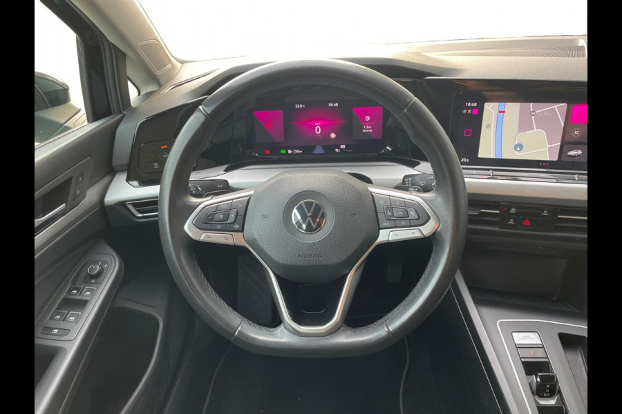 Volkswagen Golf 1.0 eTSI Life | ACC | Camera | PDC