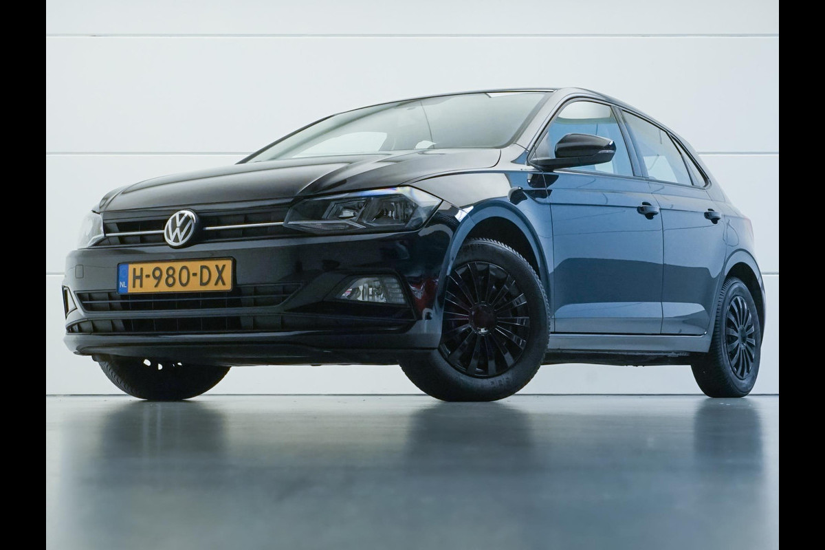 Volkswagen Polo 1.0 Comfortline Sport Edition (APPLE CARPLAY,LED,CLIMATE,CRUISE,LM-VELGEN,NIEUWE APK,TOPSTAAT)