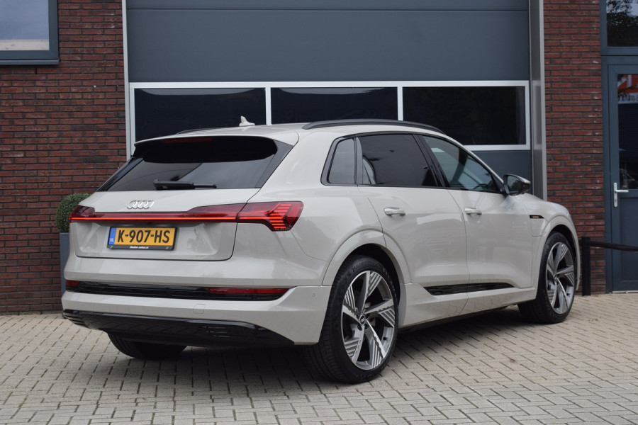 Audi e-tron 55 quattro 95 kWh 408pk Leer-Pano-Luchtvering-HUD-B&O-22"