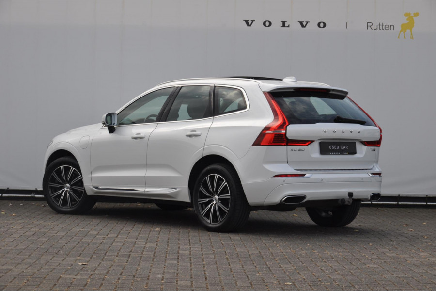 Volvo XC60 T8 390PK Automaat Recharge AWD Inscription / Semi-elektrisch inklapbare trekhaak / Panoramisch schuif/kantel dak / Cruise Control / Elektrische verstelbare stoelen / bestuurderstoel met geheugen functie / Apple Carplay / Android Auto /