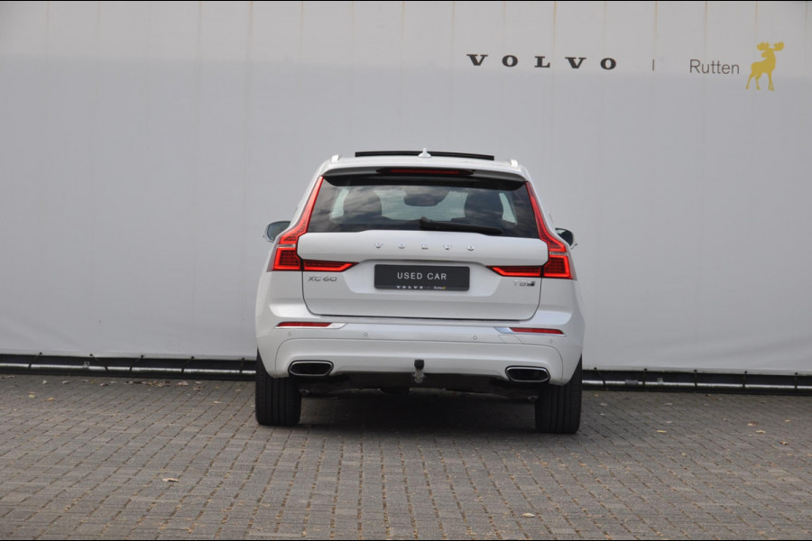 Volvo XC60 T8 390PK Automaat Recharge AWD Inscription / Semi-elektrisch inklapbare trekhaak / Panoramisch schuif/kantel dak / Cruise Control / Elektrische verstelbare stoelen / bestuurderstoel met geheugen functie / Apple Carplay / Android Auto /