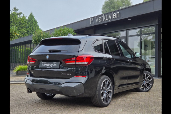 BMW X1 XDRIVE25E M SPORT I HARMAN KARDON I PANORAMA I NAVIGATIE I