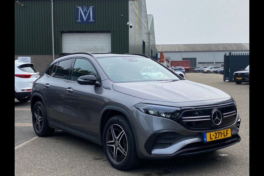 Mercedes-Benz EQA 250 Business Solution AMG 67 kWh VAN: 40.900,- VOOR 38.440,- UW ZOMERVOORDEEL: 2.460,- MEGA COMPLEET!