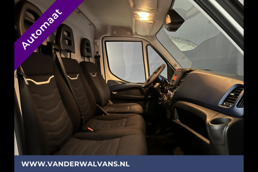 Iveco Daily 35S16V 160pk Automaat 3500kg Trekhaak L3H2 Euro6 Airco | Imperiaal | Parkeersensoren | trap, Bijrijdersbank