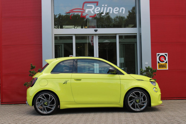 Abarth 500 TURISMO 155PK 42 kWh | PANORAMA DAK | DRAADLOZE APPLE CARPLAY/ANDROID AUTO | NAVIGATIE | ALCANTARA BEKLEDING | 18" LICHTMETALEN VELGEN | STOEL VERWAMING | JBL AUDIO SYSTEM | SPORT PAKKET | ACHTERUITRIJ CAMERA | FULL LED KOPLAMPEN | DODEHOEK BEWAKING | KEYLESS ENTRY/START | 3-FASE | CRUISE CONTROL | DRAADLOZE TELEFOONLADER | DAB+ RADIO |