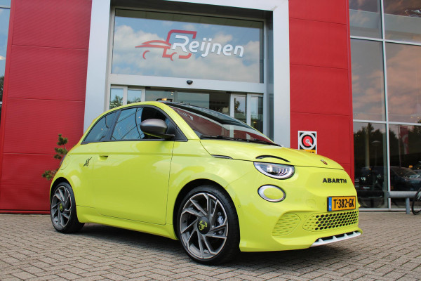 Abarth 500 TURISMO 155PK 42 kWh | PANORAMA DAK | DRAADLOZE APPLE CARPLAY/ANDROID AUTO | NAVIGATIE | ALCANTARA BEKLEDING | 18" LICHTMETALEN VELGEN | STOEL VERWAMING | JBL AUDIO SYSTEM | SPORT PAKKET | ACHTERUITRIJ CAMERA | FULL LED KOPLAMPEN | DODEHOEK BEWAKING | KEYLESS ENTRY/START | 3-FASE | CRUISE CONTROL | DRAADLOZE TELEFOONLADER | DAB+ RADIO |